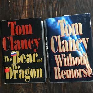 Tom Clancy hardcovers. 2 for 10$